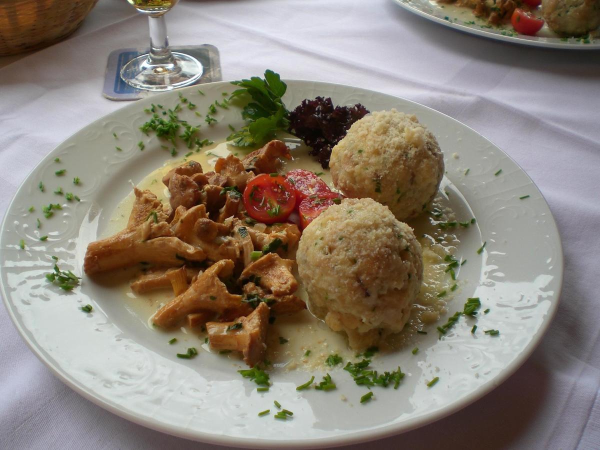 Gasthof Rastlhof Hotel Schenna Bagian luar foto